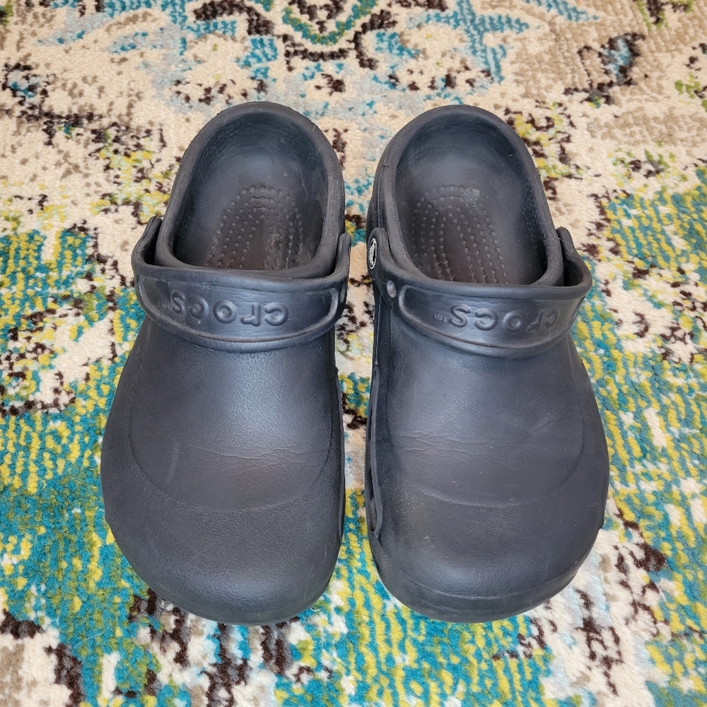 Crocs At Work Bistro Slip Resistant Black Rubber Clogs, Size Womens 7 Mens 6